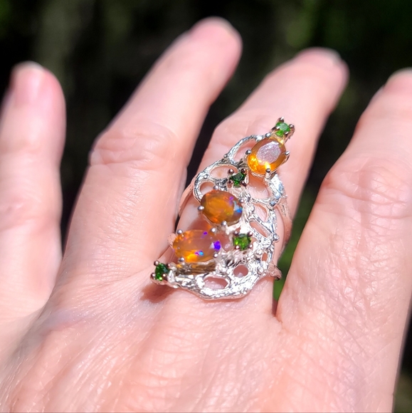 Natural Kharma by Avelon Jewelry - FIRE 🔥 Opals & Chrome Diopside sterling ring sz 7